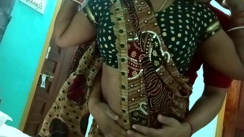 Hot N Sexy: Söt indisk college professor Nandini doggy style sex med grann...