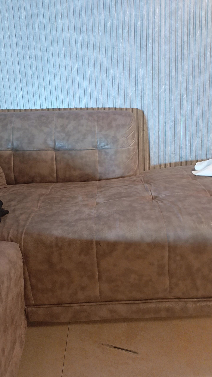 SRgoodboy: Я намагався відкрити свій задній отвір. Будь ласка, як моє відео