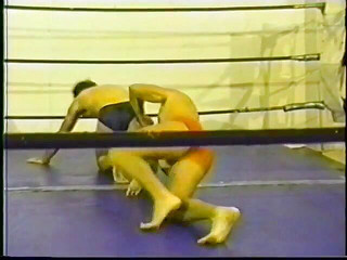 Gays Case: Fit studs wrestle naked at the gym