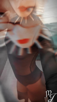 Natural Total Body Nylon Femdom Mistress Julia