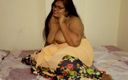Intimate Emotions: Індійська гаряча сексуальна модель з великими цицьками Рісіта дрочить перед чудовим сексом