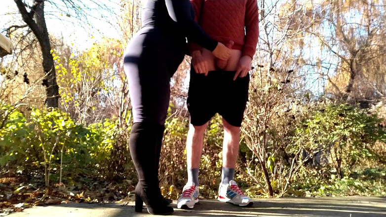 OurFetishLife: C’est ce que mon beau-fils me fait faire