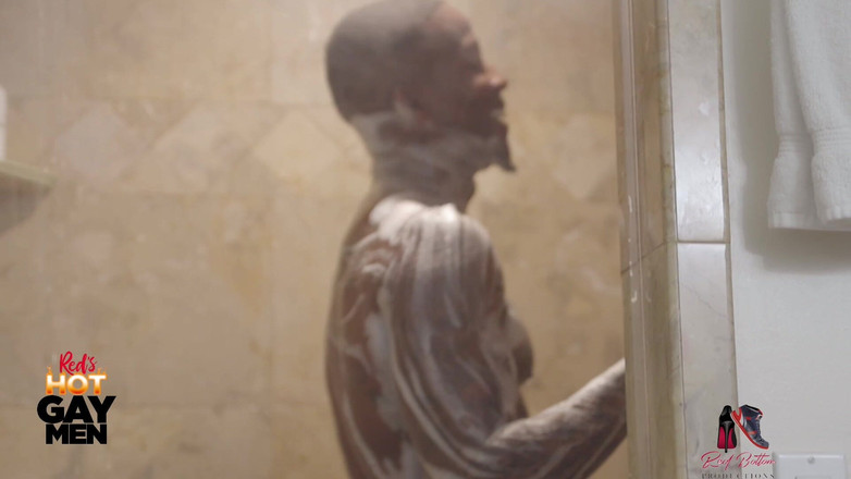 Reds Hot Gay Men: Chuveiro Solo Provocação