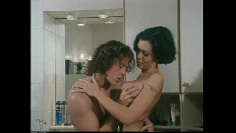 FM Video VOD: Tradimenti All'italiana - (Film Lengkap asli Uncut)