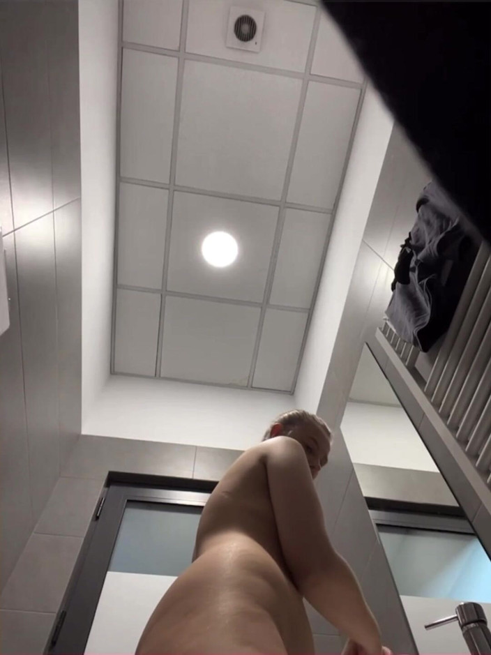JuiceLussie: First Time Double Penetrating in Public