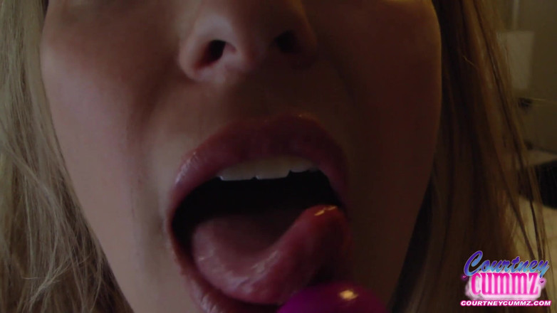 Courtney Cummz Play Ground: Deixe-me gozar para você.