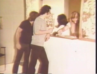 Vintage Usa: セクシーなブルネットのためのヴィンテージハードセックス