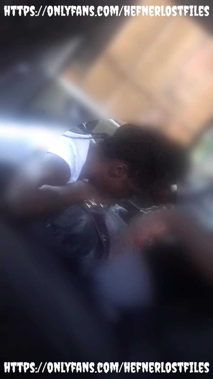 PlayboyHef: Dlouhé kouření před opuštěným domem s tvrdým výstřikem