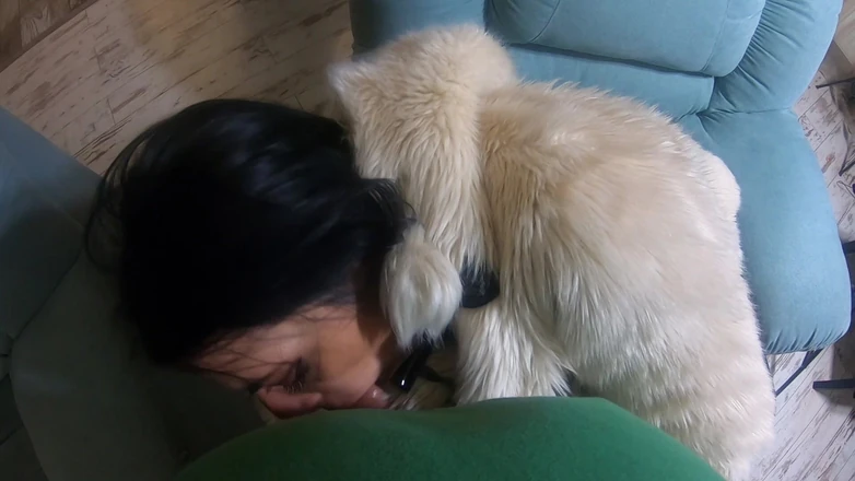 MilfyCalla: Face Fuck While Wearing White Fur Coat and Ugg Boots 208