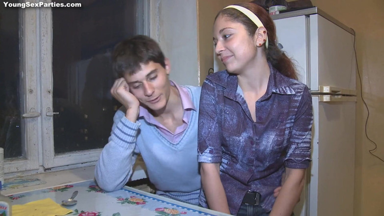 18 Videoz: Russian teens getting their pussies slammed in foursome