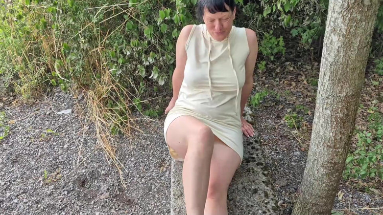 Yvette xtreme: Barefoot on Tour - Video Request Fulfilled!