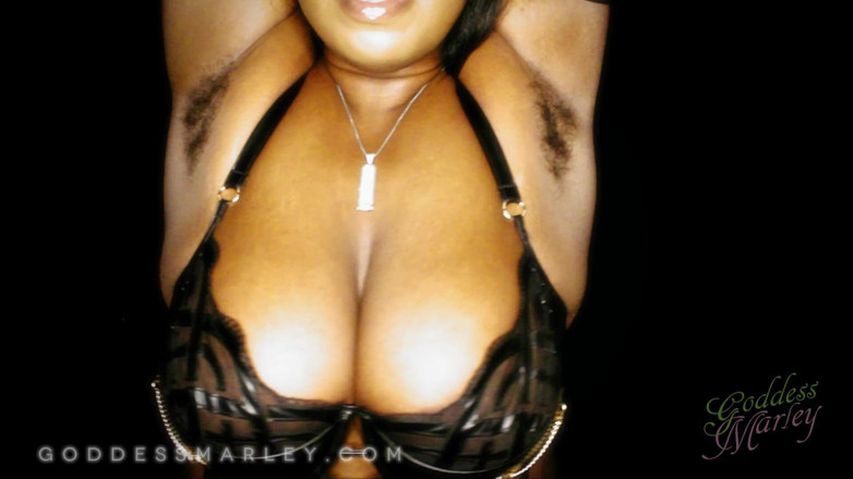 Goddess Marley: Ascelle spesse e pelose!