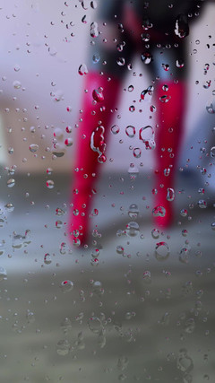 Maitresse Clara: Volledige toewijding aan mijn dijhoge laarzen