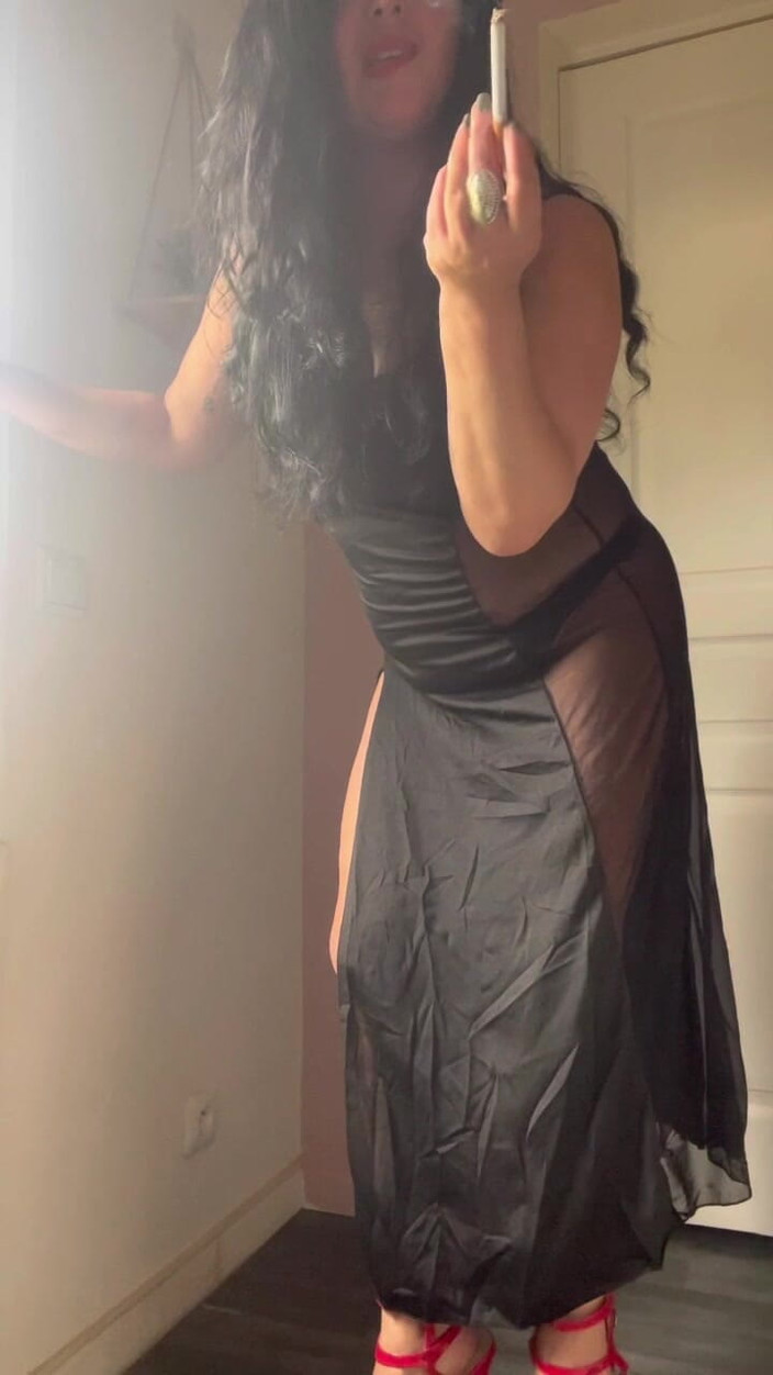 Maitresse Clara: तुम मेरे वर्चस्व के सामने बहुत छोटे हो