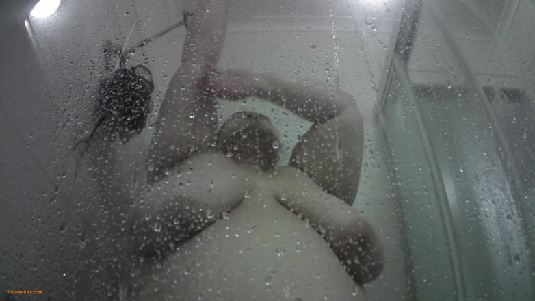 LaLaDelilah: Nasse bBW-dusche
