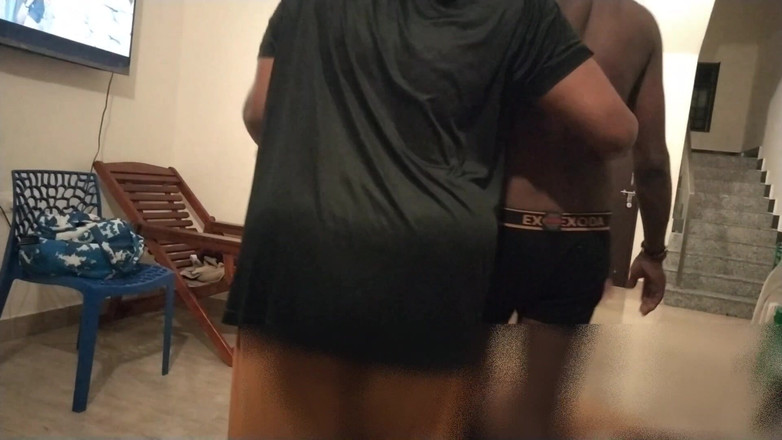 Tamil lesbian: Neformální tanec