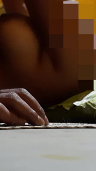 Coppia di sposi che fa sesso per la prima volta prima di sposarsi