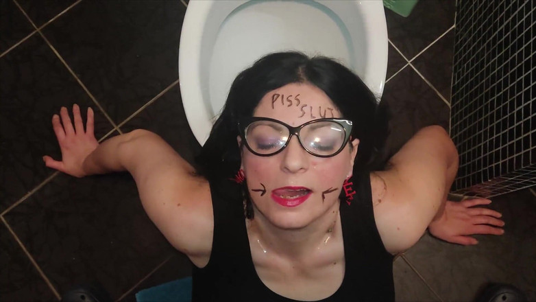 Toilet Mommy: Echte pisse, sluswe, urin schlucken, zum vergnügen ..