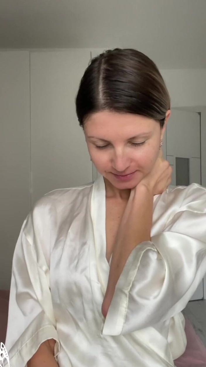 Gina Gerson: Solo Mattina Masturbazione Con La Mano