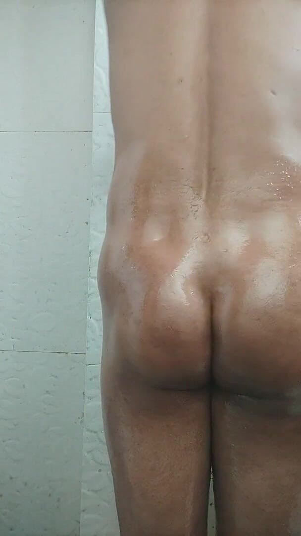 Showing Now Oiled Booty Dance. (Butty)