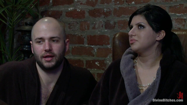 Divine Bitches by Kink: Cuckold echtgenoot: eet zijn sperma, cuck!
