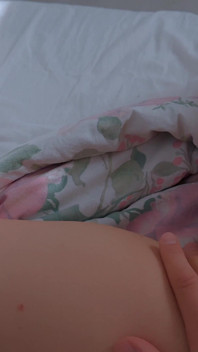 Morgensex im ehebett.