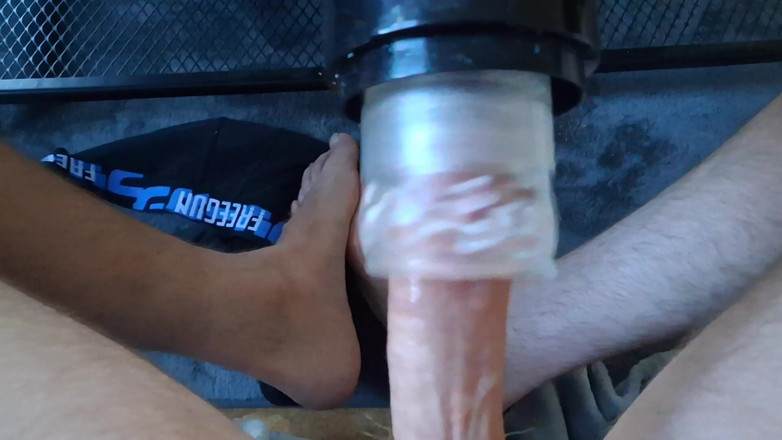Jujus: Handjob with Sex Toy