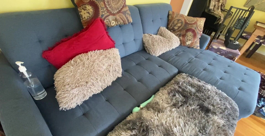 VibeWithMommy: Ei bine, îmi place să se fută tare și lui îi place să...