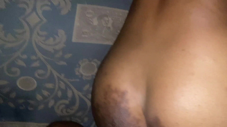 Nelly Nacy: Hitam di lubang dubur hitam