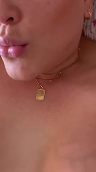 40 settimane di gravidanza, calze a rete nere, Il mio dildo marrone bbc in