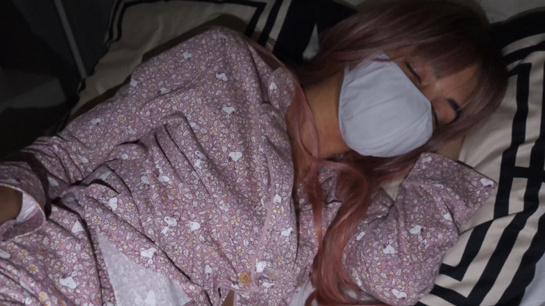 Karamelnayapussy: 좋은 밤, 내 사랑하는 의붓여친.