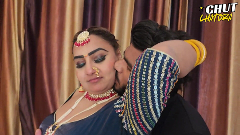 arina: Hema Desi Hardcore Full Uncut (áudio hindi)