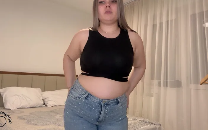 Your fantasy studio: Front View Tight Jeans Farts
