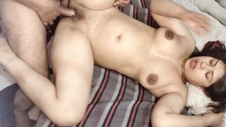 Sexy Girlfriend Girl: Kongkek, nampaknya seseorang di sebelah saya mengongkek adik tiri saya!
