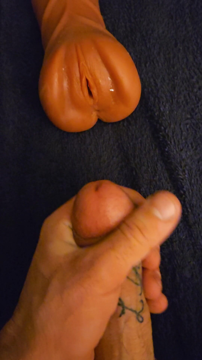 E the Long Dick Daddy: Banh ra âm hộ túi này