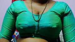 Desi Mohini: 继兄弟与继妹发生性关系