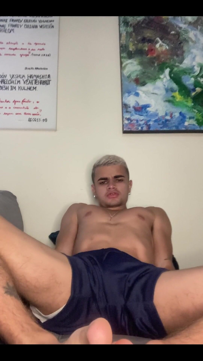 Paixao: Playing with My Feet