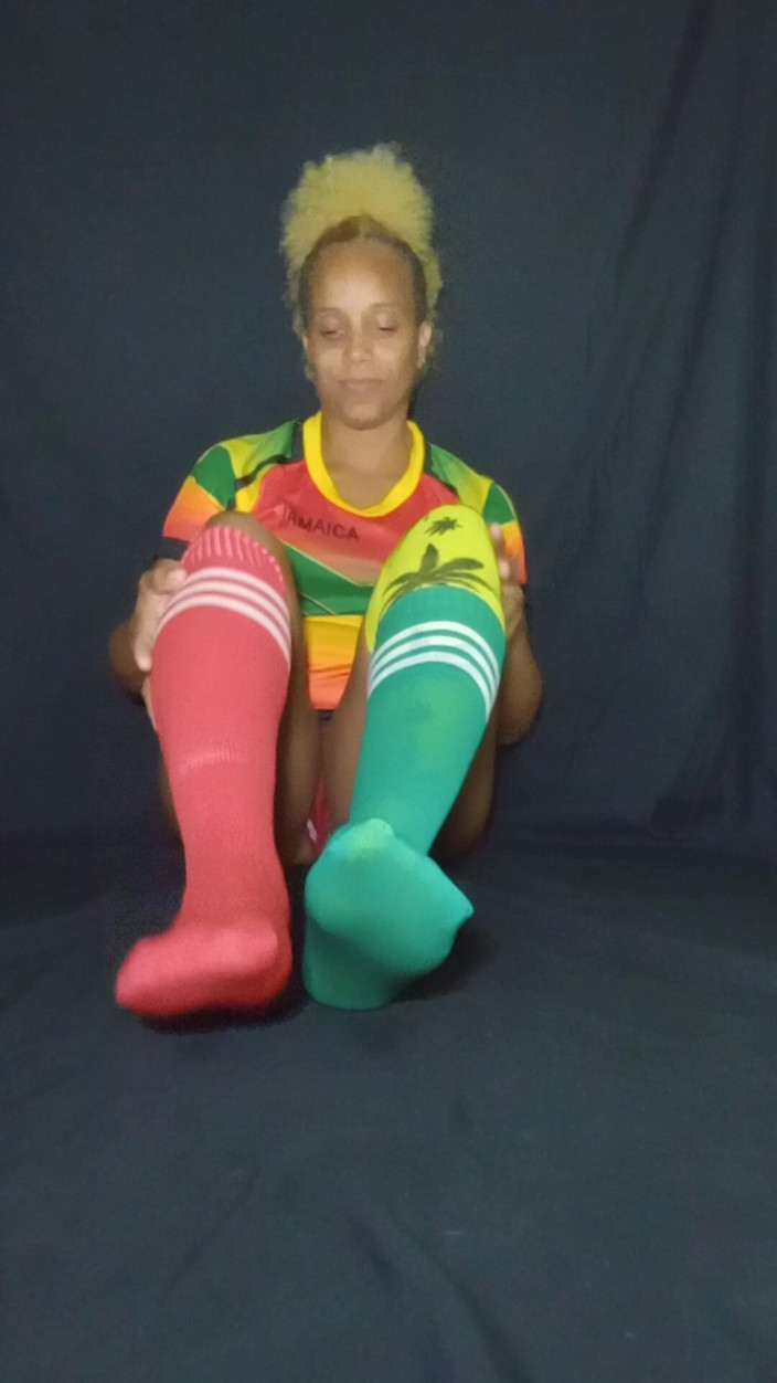 SeductressGem: My Island My Feet