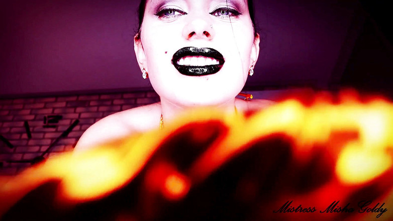 Goddess Misha Goldy: Kisses for Loyal Slave of My Lips