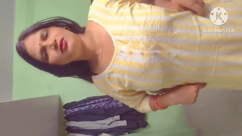 Lustykajolbhabhi: Mon ami de Noida a laissé ma femme sur mon...