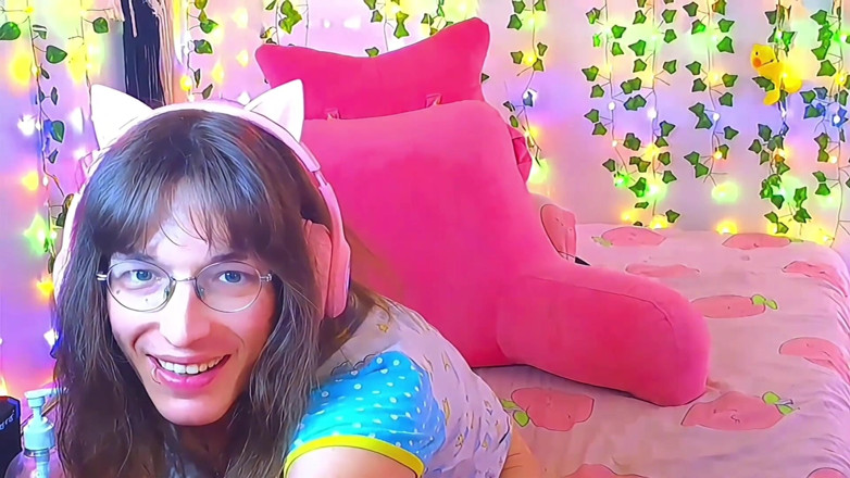 Bella Roar: 사랑스러운 PJ의 귀여운 Sissy 자위