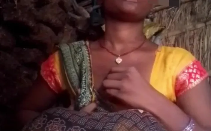 RJ NISHA: Aunty's Cool Chut Me Finger Put and Left the Water