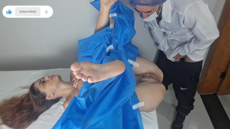 FannySquirting: Falso médico fode paciente durante o exame!
