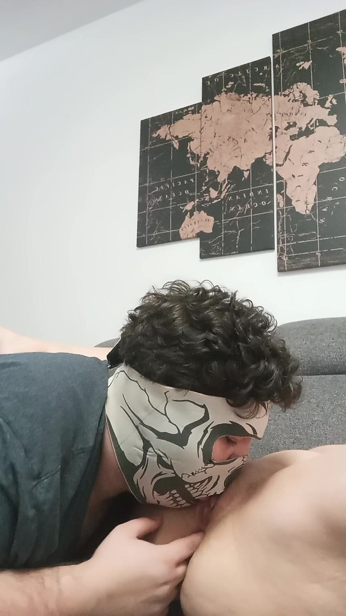 LaChasseuse: Baldızım tarafından uyandırdım