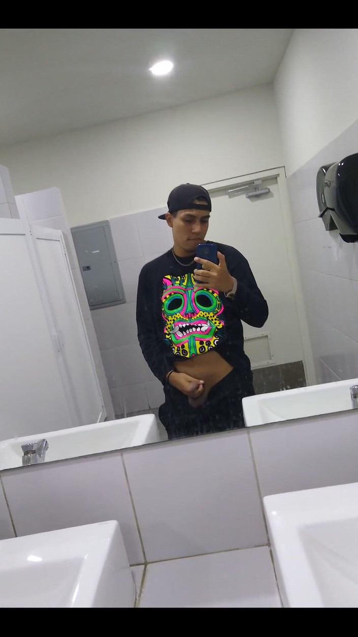AlexAlejandro13: 来吧 抚摸我