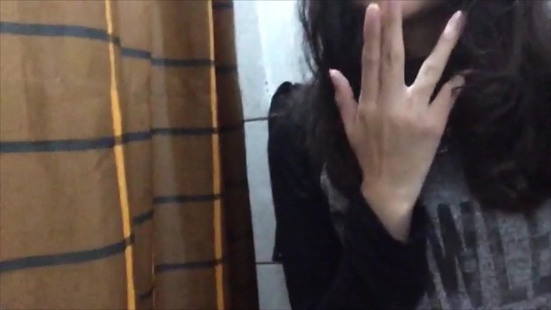 Adorable Teen: Junge latina 19 jahre alt macht einen striptease