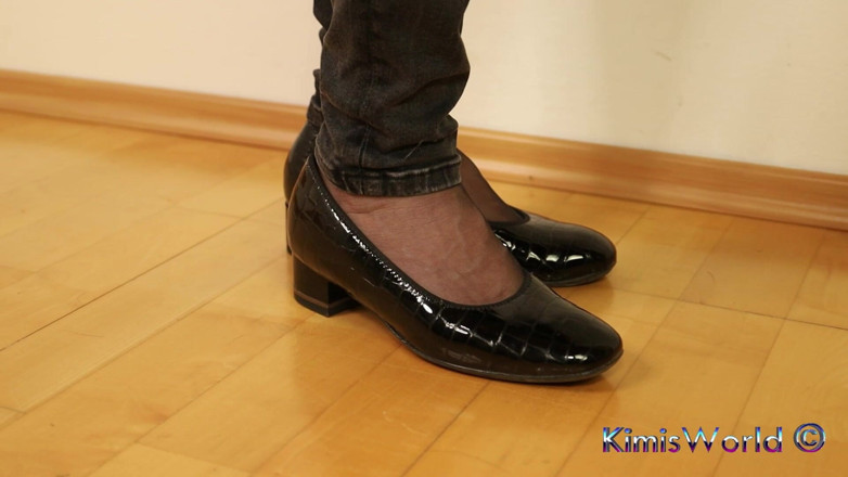 KimisWorld: Nylonsohlen anbetung - extreme füße necken, baumeln und im schuhspiel
