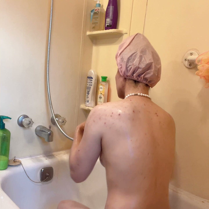 sweethanajapanese: Such a Hot Day Today Go Shower