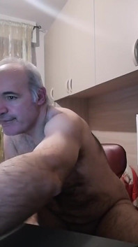 První honění ledna 1, 2025 s My Ass Open