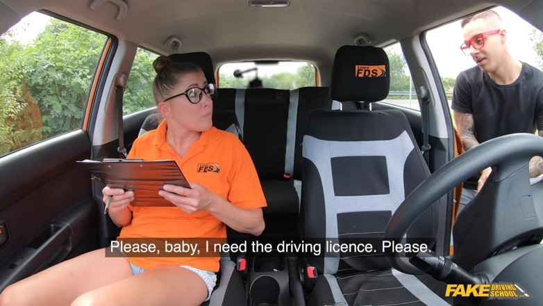 Fake Driving School: 性感新教练的粗暴性爱